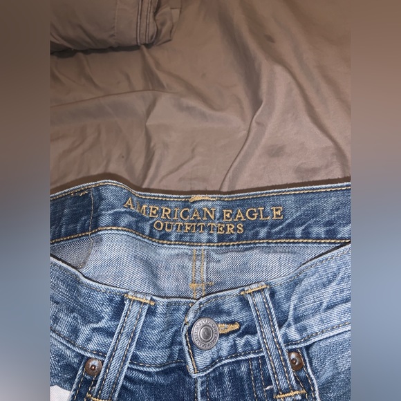 Levi’s blue denim jeans *28x30* - Picture 3 of 3